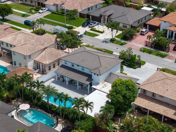 15565 SW 114th St, Miami FL 33196