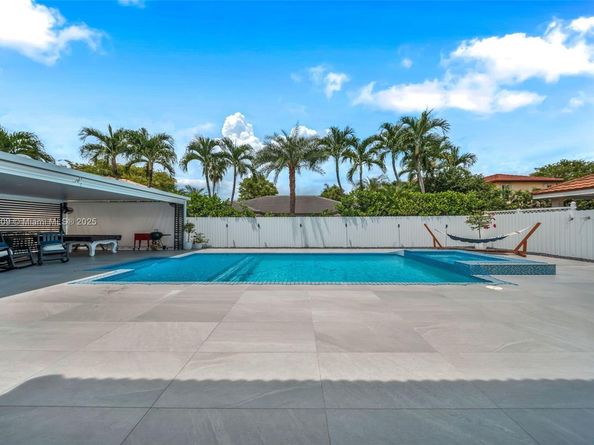 15565 SW 114th St, Miami FL 33196