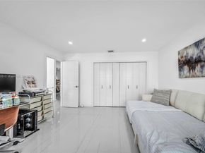 15565 SW 114th St, Miami FL 33196