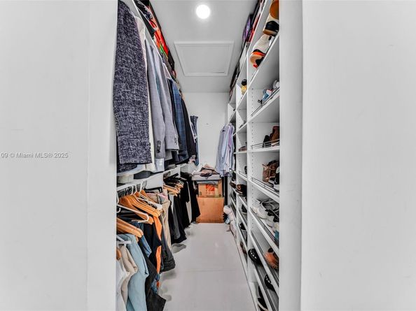 15565 SW 114th St, Miami FL 33196