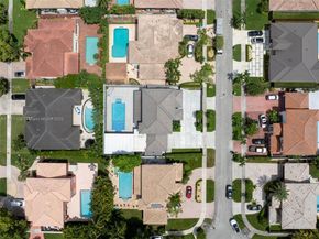 15565 SW 114th St, Miami FL 33196