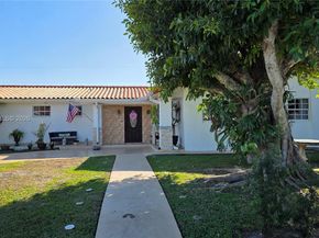 12320 SW 39th St, Miami FL 33175