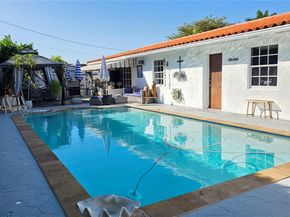 12320 SW 39th St, Miami FL 33175