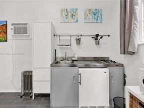 3730 Kumquat Ave, Miami FL 33133