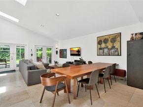 3730 Kumquat Ave, Miami FL 33133