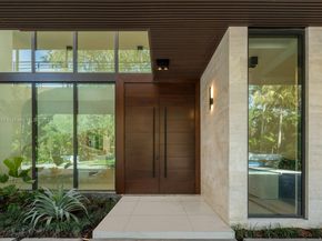 4040 Kiaora St, Miami FL 33133