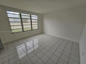 1475 NE 125th Ter 110B1, North Miami FL 33161