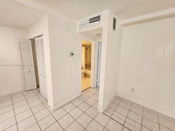 1475 NE 125th Ter 110B1, North Miami FL 33161