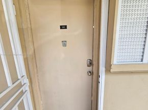 1475 NE 125th Ter 110B1, North Miami FL 33161