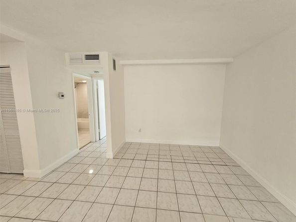 1475 NE 125th Ter 110B1, North Miami FL 33161