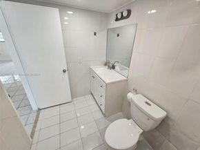 1475 NE 125th Ter 110B1, North Miami FL 33161