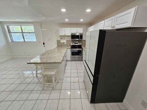 1475 NE 125th Ter 110B1, North Miami FL 33161