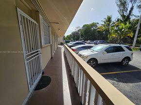 1475 NE 125th Ter 110B1, North Miami FL 33161