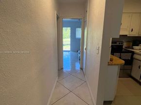 600 Layne Blvd 110, Hallandale Beach FL 33009