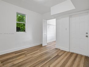 1601 NW 50th St, Miami FL 33142