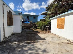 2341 SW 9th St, Miami FL 33135