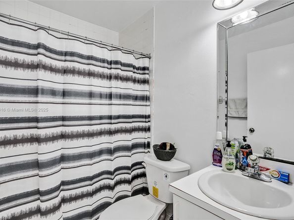 13780 SW 160th Ter, Miami FL 33177