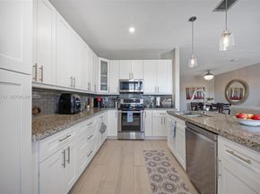 8070 NW 108th Pl, Doral FL 33178
