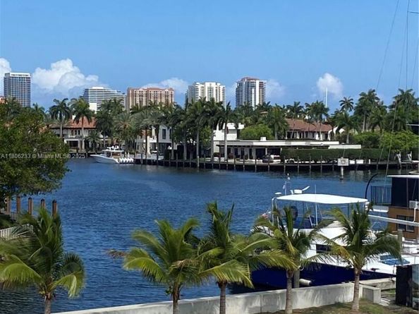 535 Hendricks Isle 303, Fort Lauderdale FL 33301