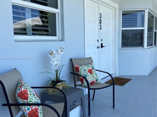 535 Hendricks Isle 303, Fort Lauderdale FL 33301