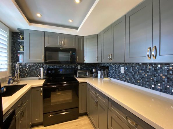 535 Hendricks Isle 303, Fort Lauderdale FL 33301