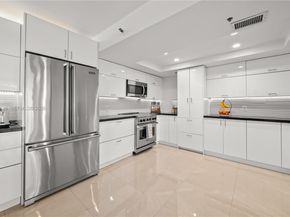 2843 S Bayshore Dr 6B, Miami FL 33133