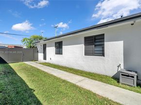 2490 NW 44th St, Miami FL 33142