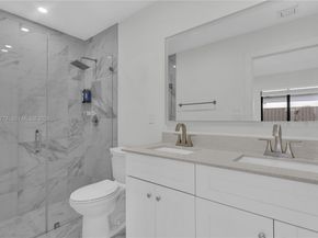 2490 NW 44th St, Miami FL 33142