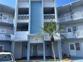 2300 Park Ln 208, Hollywood FL 33021