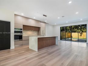 283 NW 52 St 283, Miami FL 33127