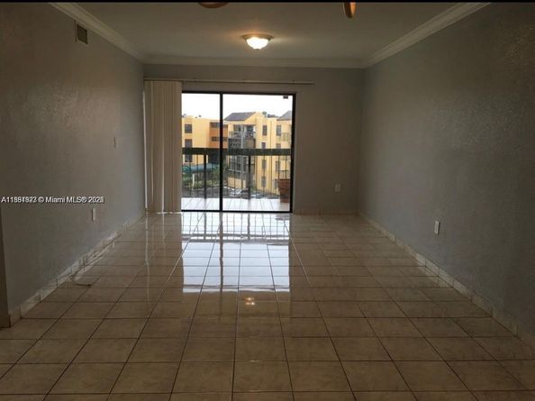 1300 SW 122nd Ave 4072, Miami FL 33184