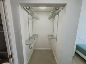 805 NW 108th Ter 7L5, Pembroke Pines FL 33026