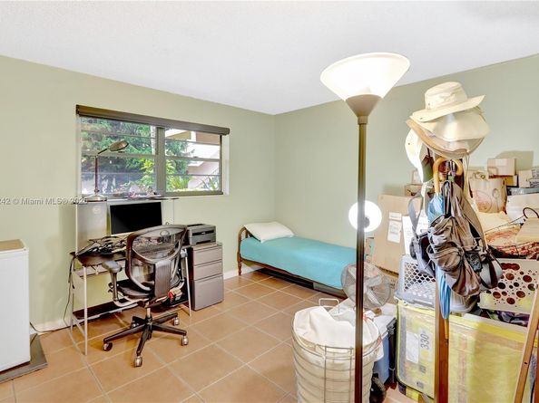 10525 SW 112th Ave 117, Miami FL 33176