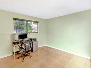 10525 SW 112th Ave 117, Miami FL 33176