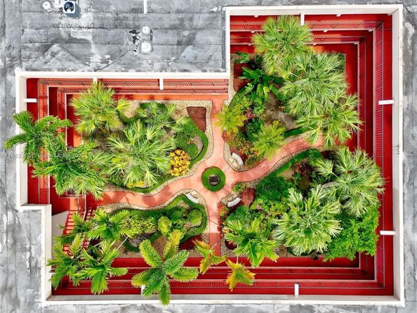 10525 SW 112th Ave 117, Miami FL 33176