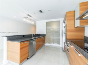2950 NE 188th St 225, Aventura FL 33180