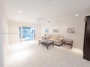 9350 SW 120th St, Miami FL 33176