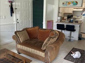 18308 NW 68th Ave B, Hialeah FL 33015