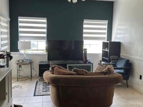 18308 NW 68th Ave B, Hialeah FL 33015