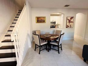 2279 NE 42nd Cir, Homestead FL 33033