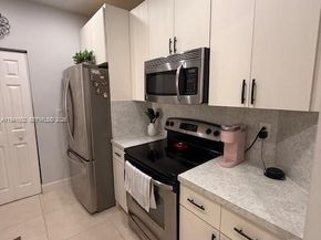 2279 NE 42nd Cir, Homestead FL 33033