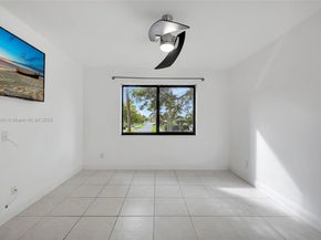 126 S Cypress Rd 729, Pompano Beach FL 33060