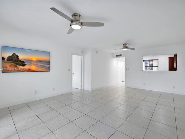 126 S Cypress Rd 729, Pompano Beach FL 33060
