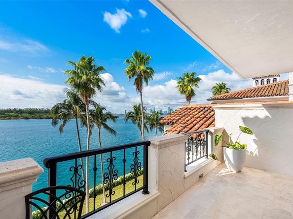 2444 Fisher Island Dr 5404, Miami Beach FL 33109