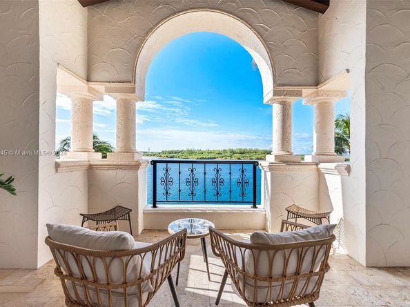2444 Fisher Island Dr 5404, Miami Beach FL 33109