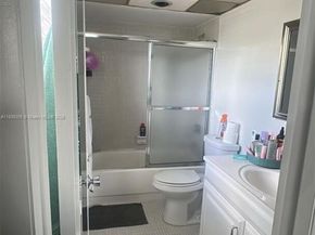 500 Executive Center Dr 2G, West Palm Beach FL 33401