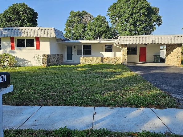 2737 NW 24th Ave, Oakland Park FL 33311