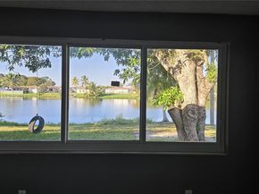 2737 NW 24th Ave, Oakland Park FL 33311