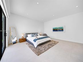 300 NE 48th St, Miami FL 33137