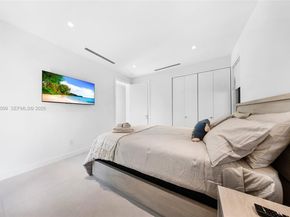 300 NE 48th St, Miami FL 33137